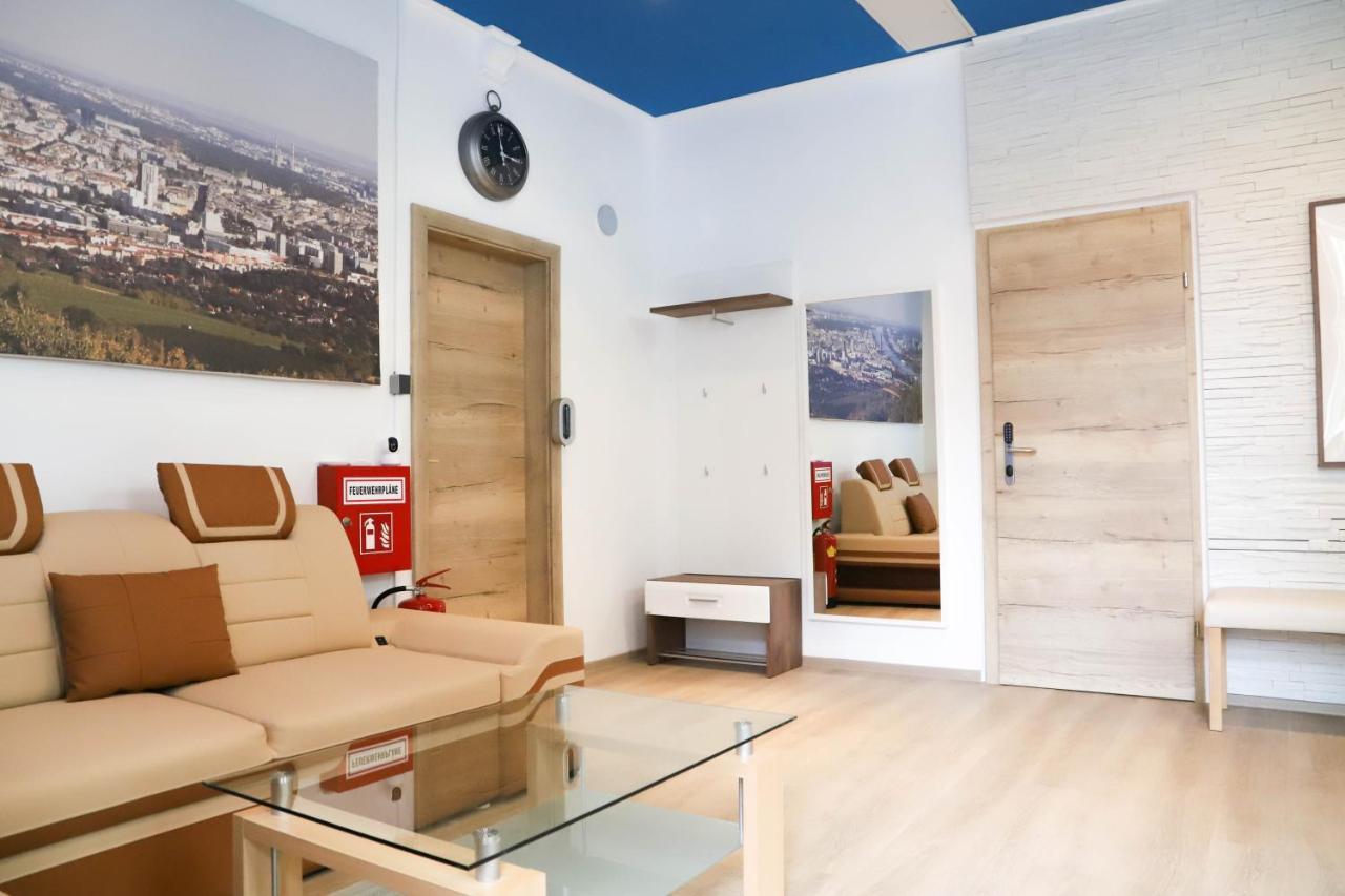 «Go West» Guest Rooms เวียนนา ภายนอก รูปภาพ