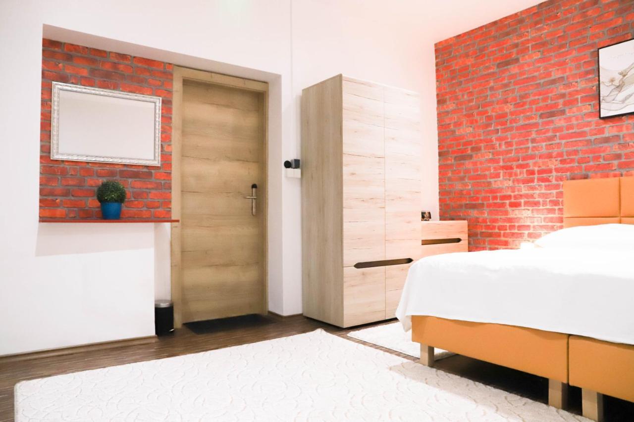 «Go West» Guest Rooms เวียนนา ภายนอก รูปภาพ