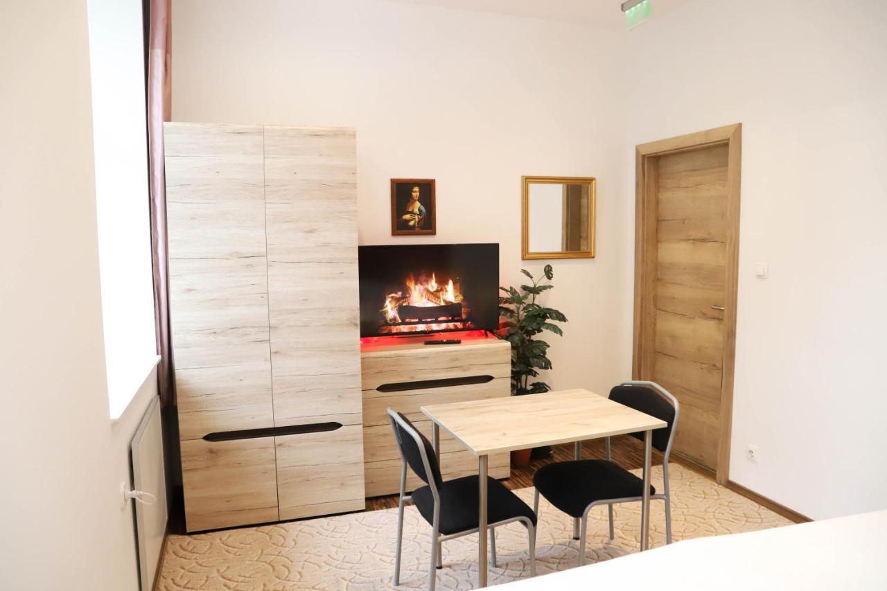«Go West» Guest Rooms เวียนนา ภายนอก รูปภาพ