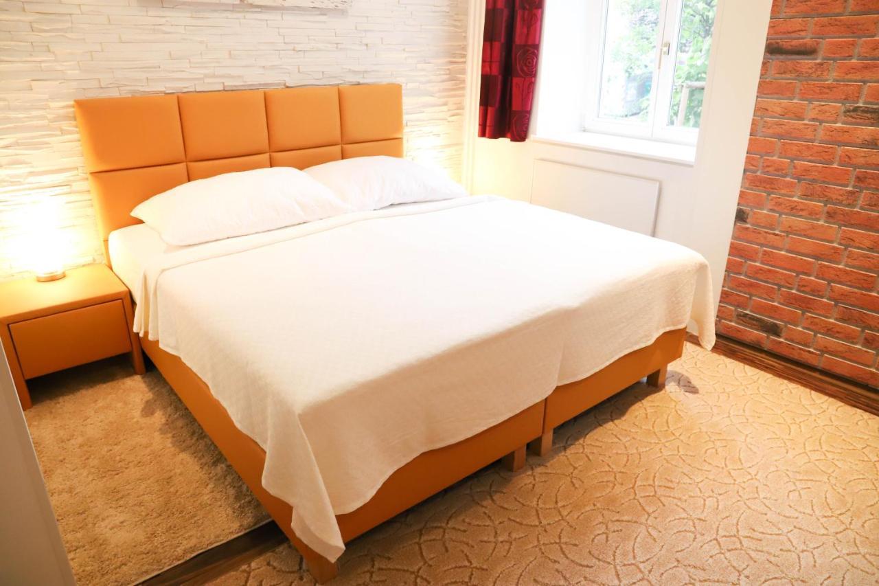 «Go West» Guest Rooms เวียนนา ภายนอก รูปภาพ