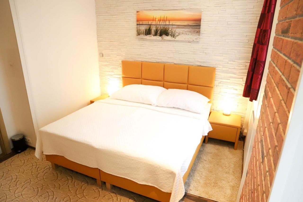 «Go West» Guest Rooms เวียนนา ภายนอก รูปภาพ